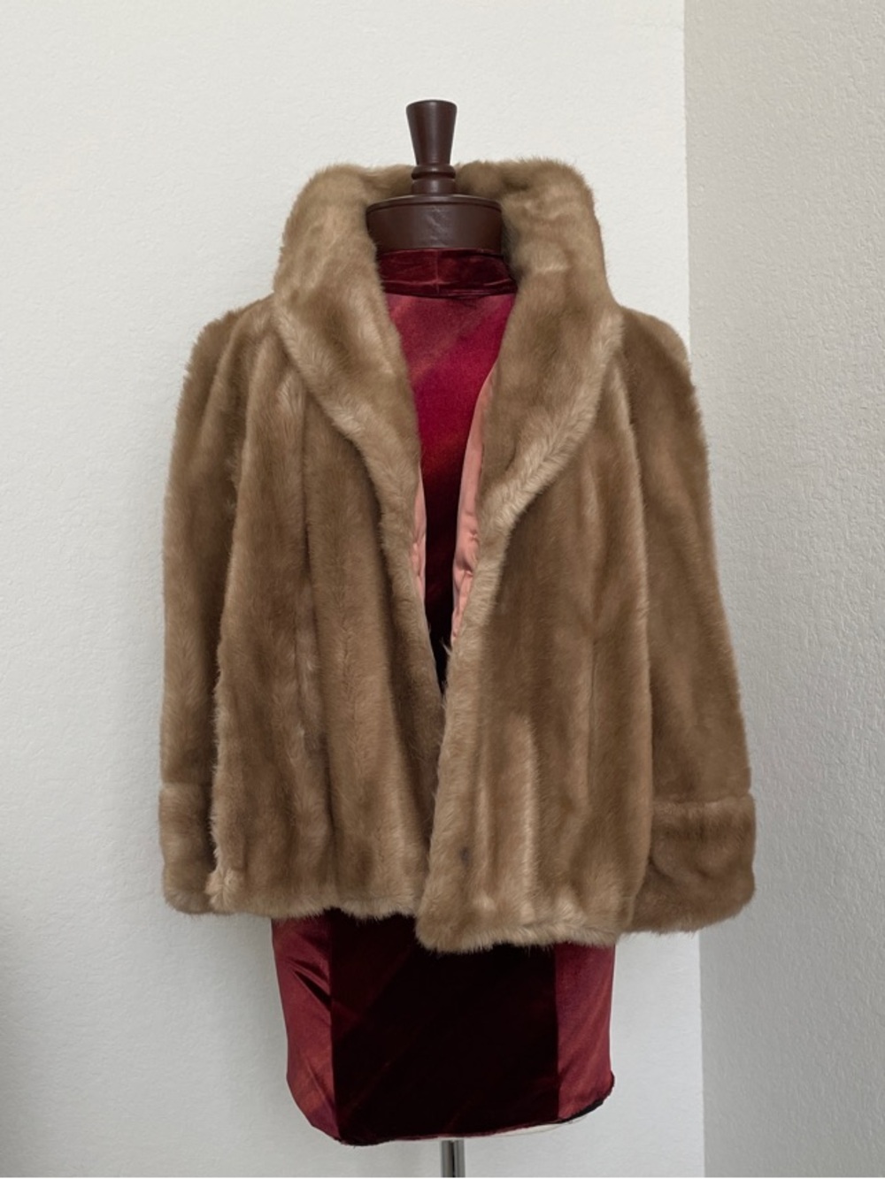 Vintage 1950’s Original Plush Taupe Faux Fur Teddy Cape - Women's Short Coat